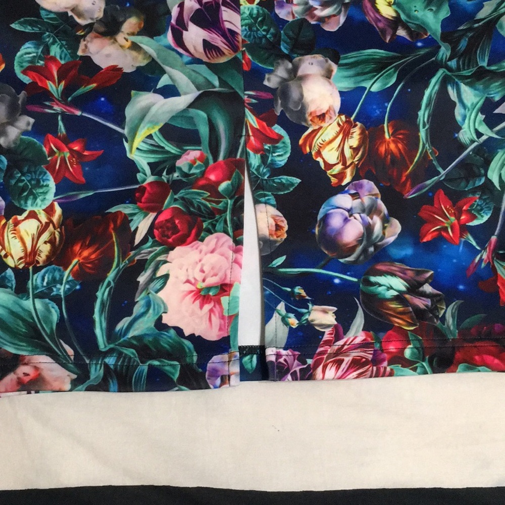 Dress - Picture 5 of 11